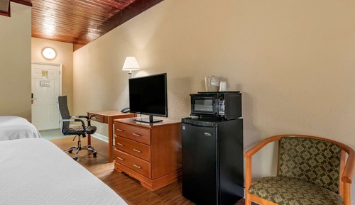 Zimmer, 2 Queen-Betten, Nichtraucher