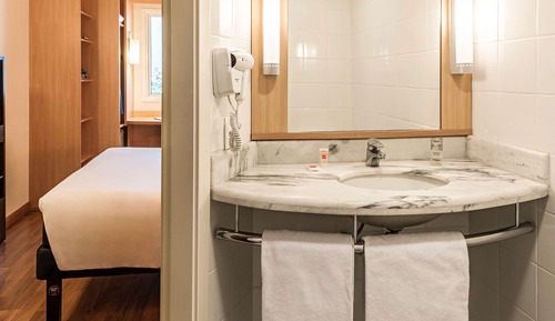 Zimmer, 1 Doppelbett