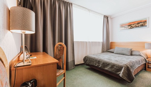 Standard-Einzelzimmer, 1 Doppelbett, Nichtraucher, eigenes Bad