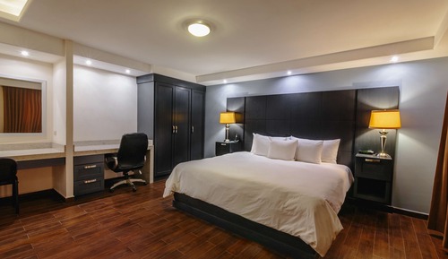 Suite, 1 King-Bett, Nichtraucher, Mikrowelle