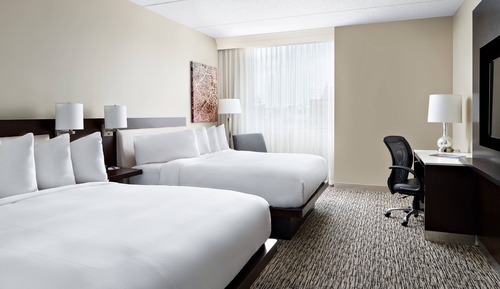 Zimmer, 2 Queen-Betten