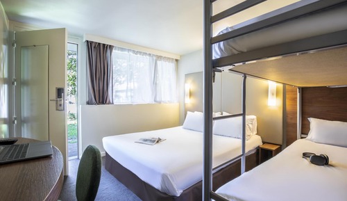 Zimmer, Mehrere Betten