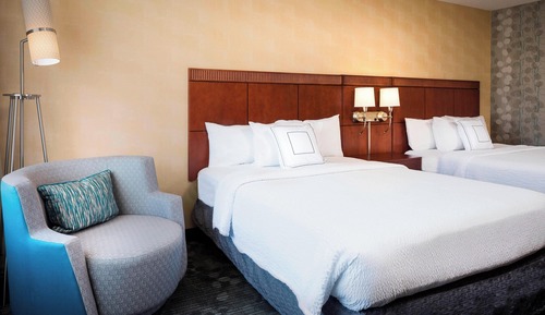 Zimmer, 2 Queen-Betten