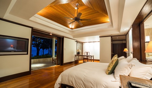 9 Bedroom Ocean Front Residence (RV2)