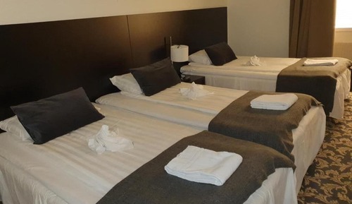 Dreibettzimmer
