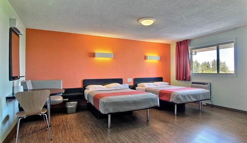 Deluxe-Zimmer, 2 Queen-Betten, Nichtraucher, Kühlschrank und Mikrowelle