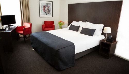 Deluxe-Doppel- oder -Zweibettzimmer