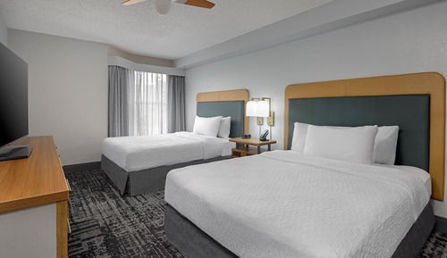 Suite, 2 Queen-Betten, barrierefrei, Badewanne (Mobility & Hearing, Non Smoking)