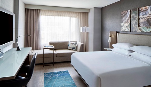 Zimmer, 1 King-Bett (Mobility/Hearing Accessible, Tub)