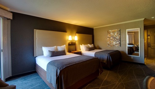 Standardzimmer, 2 Queen-Betten, barrierefrei, Poolseite