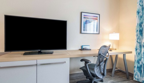 Zimmer, 1 King-Bett, barrierefrei (Hearing)