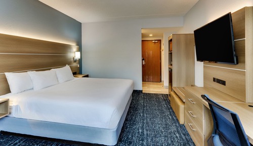 Superior-Zimmer, 1 King-Bett, Balkon, eingeschränkter Seeblick