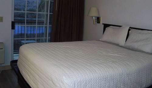 Suite, 1 King-Bett, Flussblick