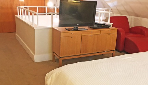 Wedding Suite. 103. King. Balcony