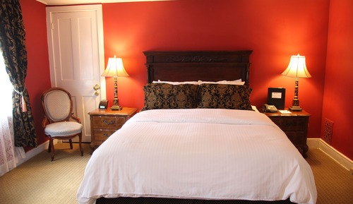 Mini Suite 303 Main House