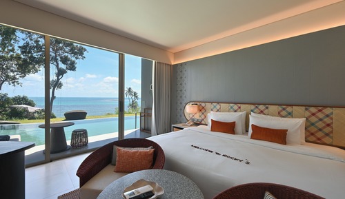 Lofty Pool Access Ocean View