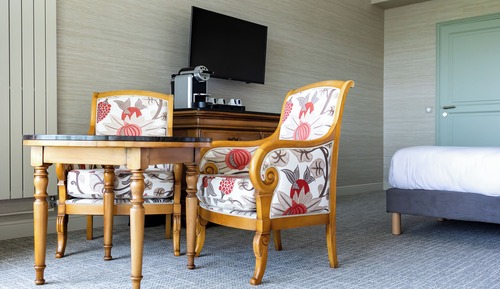 Superior-Doppel- oder -Zweibettzimmer, Balkon, Gartenblick