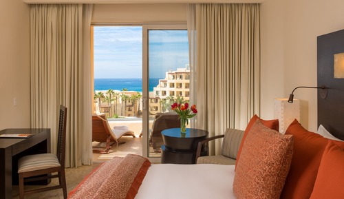 Deluxe Oceanview Room
