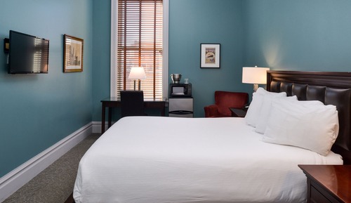 Zimmer, 1 Queen-Bett (Euro Shower)