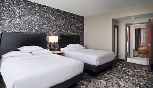 Suite, 2 Queen-Betten, barrierefrei (Mobility/Hearing, Roll In Shower)