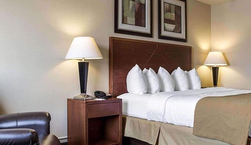 Zimmer, 1 King-Bett, barrierefrei, Nichtraucher (Mobility/Hearing, Tub w/ Grab Bars)