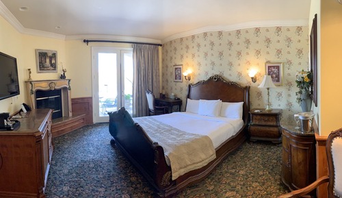 Standardzimmer, 1 King-Bett, Terrasse, Blick auf den Weinberg (Handicap Room)