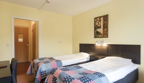 Zweibettzimmer, Balkon, Bergblick