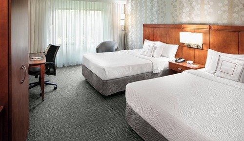 Zimmer, 2 Queen-Betten