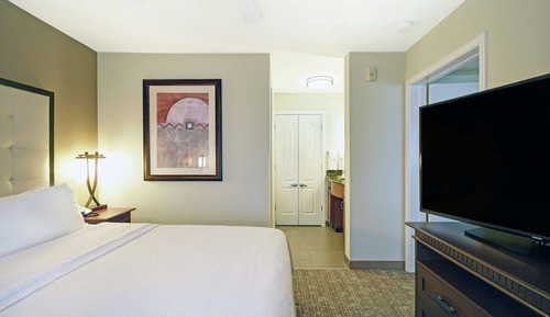 Suite, 1 King-Bett, barrierefrei, Badewanne (Mobility & Hearing)