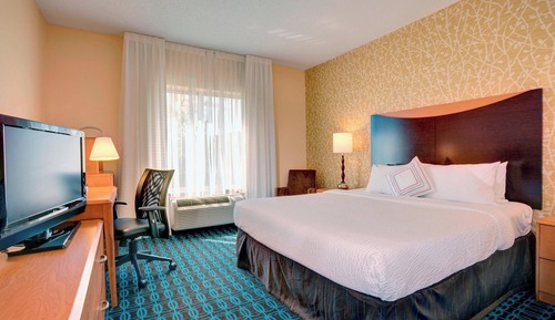 Zimmer, 1 King-Bett, Nichtraucher (Mobility/Hearing Access, Roll-in Shwr)