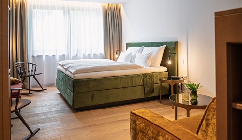 Superior-Zimmer, 1 King-Bett, Bergblick