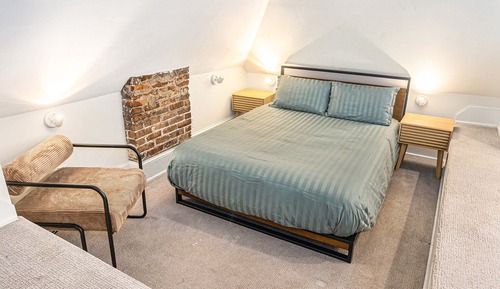 Familien-Vierbettzimmer, mit Bad, Stadtblick