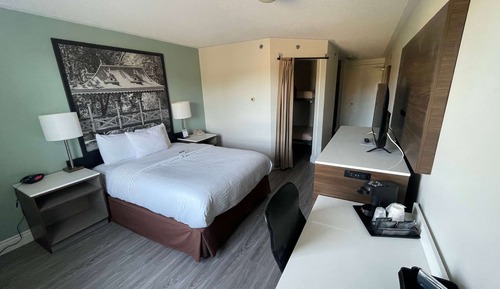 Suite, Mehrere Betten, Nichtraucher (1 Queen Bed and 2 Twin Bunk Beds)