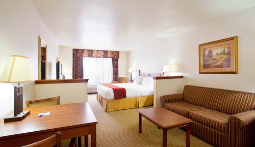 Suite, 1 King-Bett und Schlafsofa (Low Floor, Wet Bar)