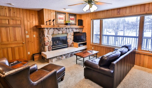 Standardzimmer, 2 Queen-Betten, Blick auf den Golfplatz (1 Bdrm Clubhouse on Pines)