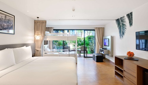 Familienzimmer, 1 King-Bett, Terrasse (Garden)