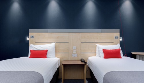Standardzimmer, 2 Einzelbetten, barrierefrei (with Free Hot Breakfast)