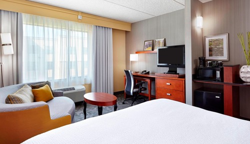 Zimmer, 1 King-Bett und Schlafsofa