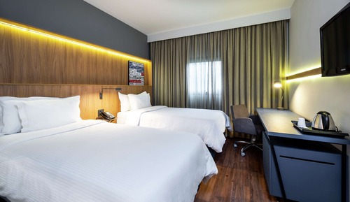 Zweibettzimmer, 2 Einzelbetten, Kühlschrank