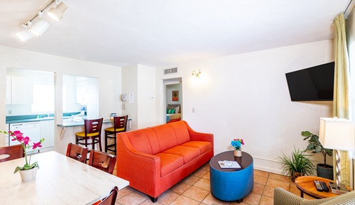 Zimmer, 2 Schlafzimmer, eigenes Bad, Poolblick