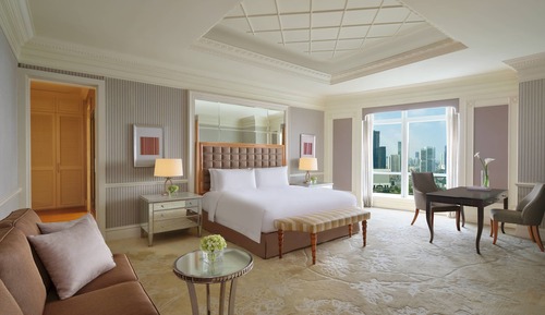 Presidential Suite, Club Lounge Access