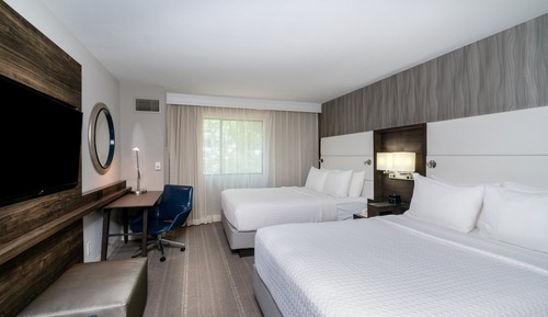 Standardzimmer, 2 Queen-Betten, barrierearm (Accessible Tub)