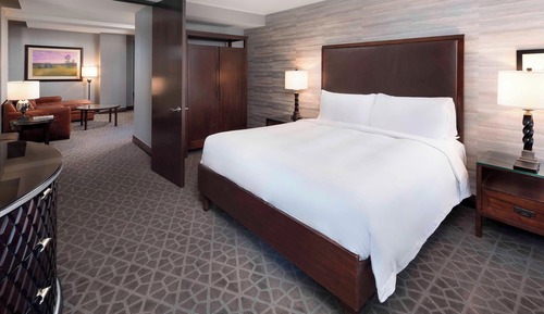 Superior-Studiosuite, 1 King-Bett