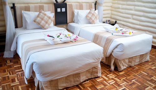 Standard-Doppel- oder -Zweibettzimmer