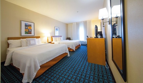 Zimmer, 2 Queen-Betten