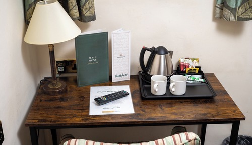 Family Room for 3 (not pet friendly)