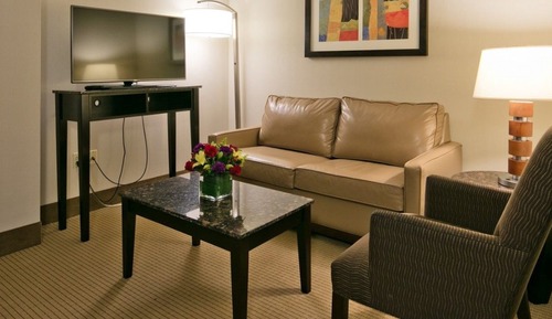 South Parlor Suite, 1 King, Smoking