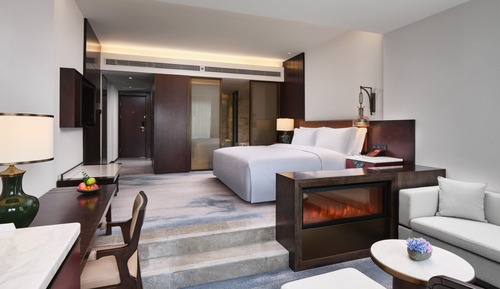 Premium-Zimmer, Mehrere Betten, Balkon, Bergblick