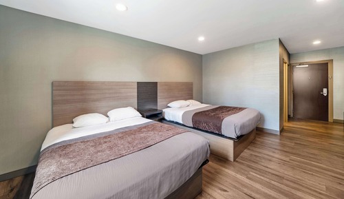 Zimmer, 2 Doppelbetten, Nichtraucher