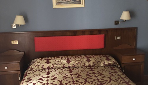 Standard-Vierbettzimmer